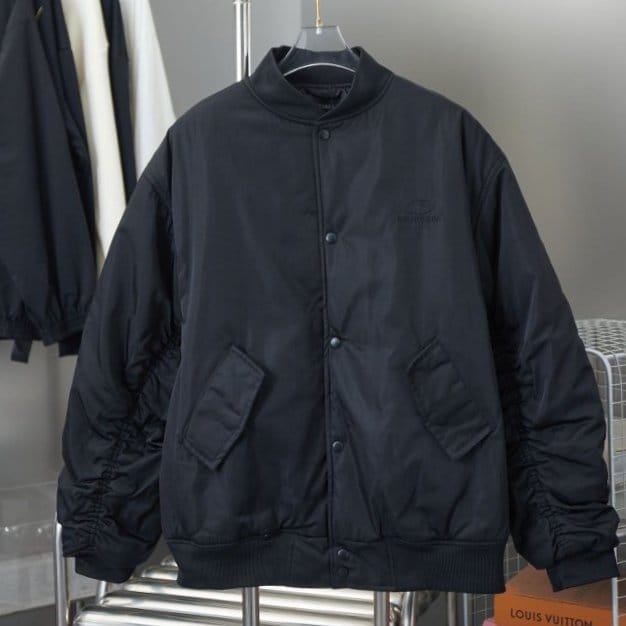 BALENCIAGA 발렌시아가 루프 스포츠 아이콘 셔링 봄버 자켓