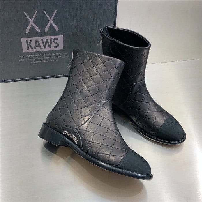 CHANEL 샤넬 여성용 부츠 (굽높이2.5CM) C69332 2COLOR