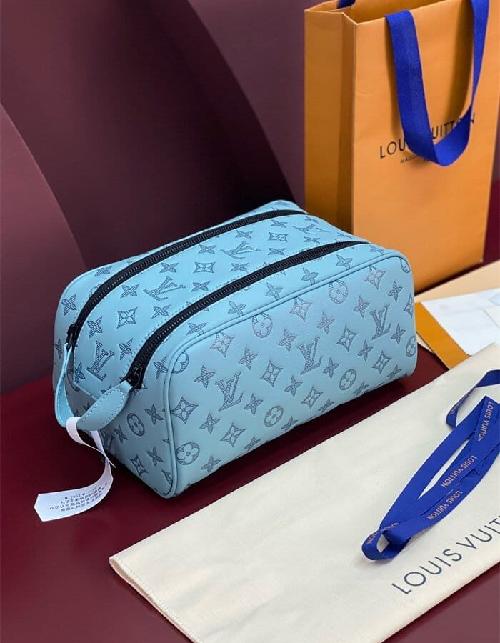 LOUIS VUITTON 루이비통 파우치백 M82576