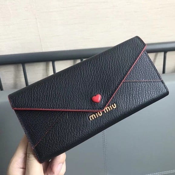 MIUMIU 미우미우 마드라스 러브로고 레더 월렛 4COLOR