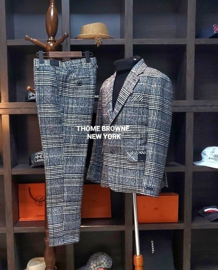 THOM BROWNE 톰브라운 블랙 모던 런던 글랜 슈트 셋트