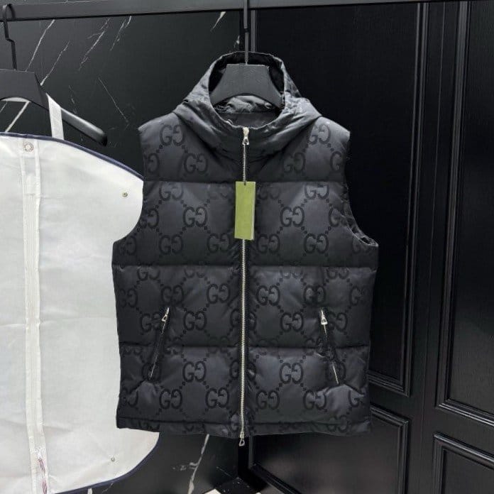 GUCCI 구찌 GG 캔버스 다운 베스트