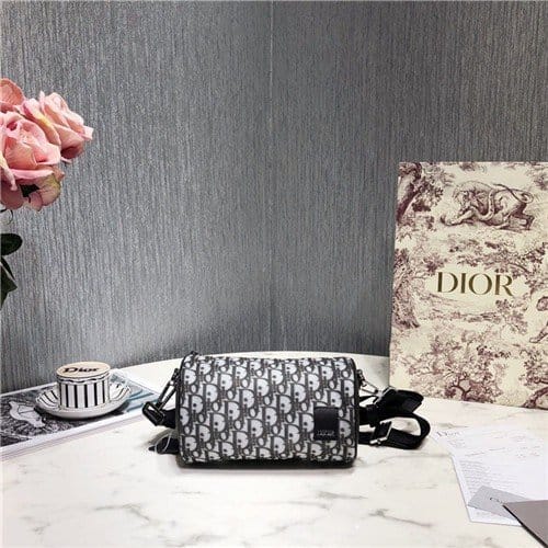 DIOR 디올 옴므 숄더백 D87970-2