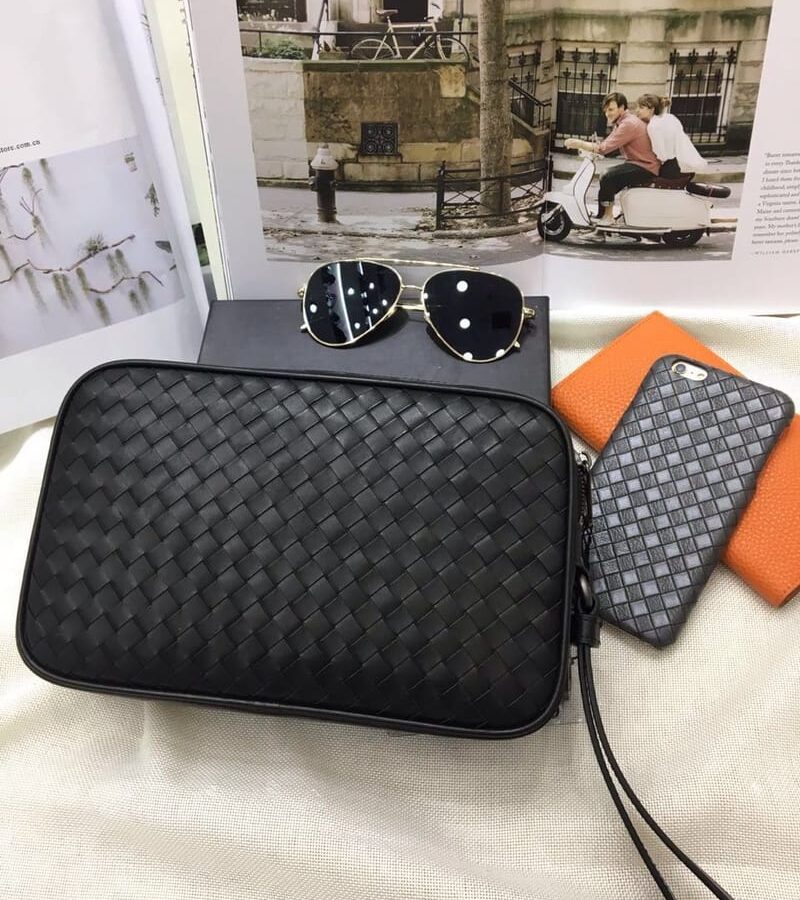 BOTTEGA VENETA 보테가베네타 클러치