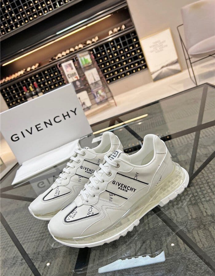 GIVENCHY 지방시 남성용 스니커즈 G49440