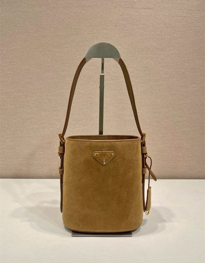 PRADA 프라다 스웨이드 스몰 버킷백 1BE078A