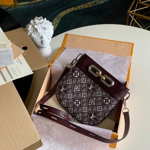 LOUIS VUITTON 루이비통 숄더 메신저백 M57152 2020/신상