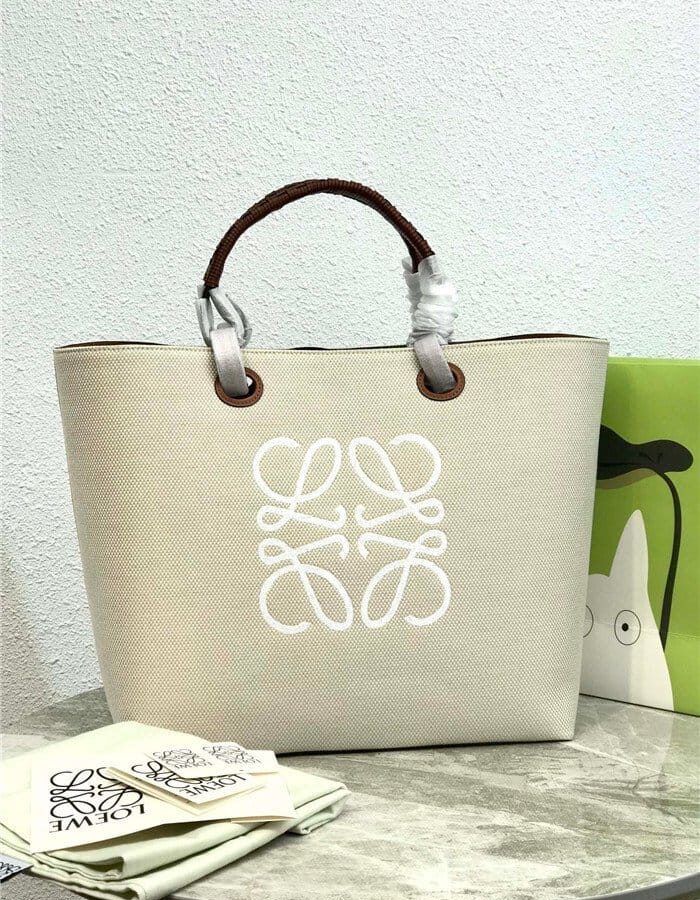 LOEWE 로에베 아나그램 토트백 L36210