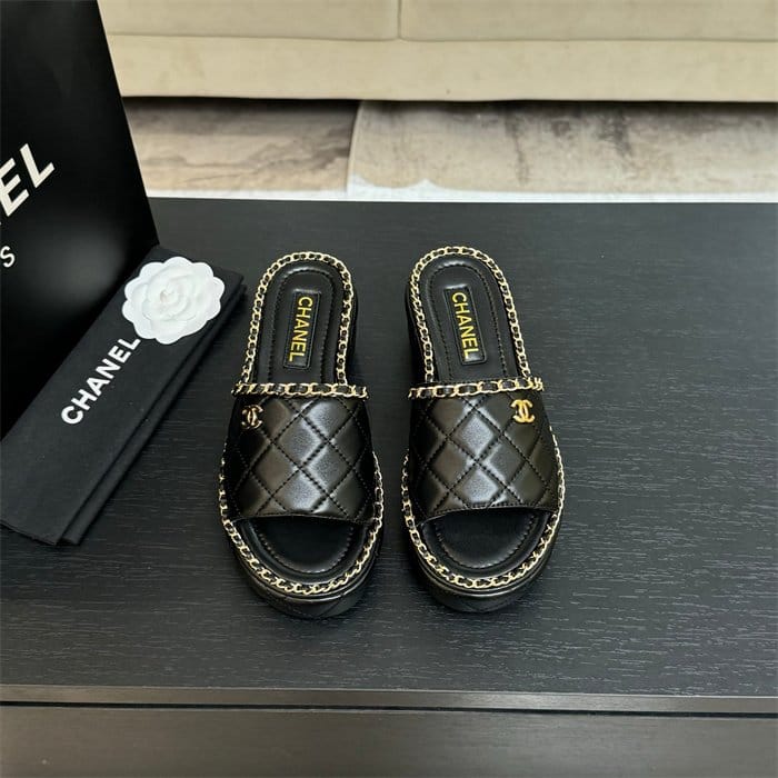 CHANEL 샤넬 여성용 슬리퍼 C84456 2COLOR