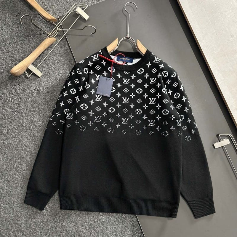 LOUIS VUITTON 루이비통 그라디언트 니트