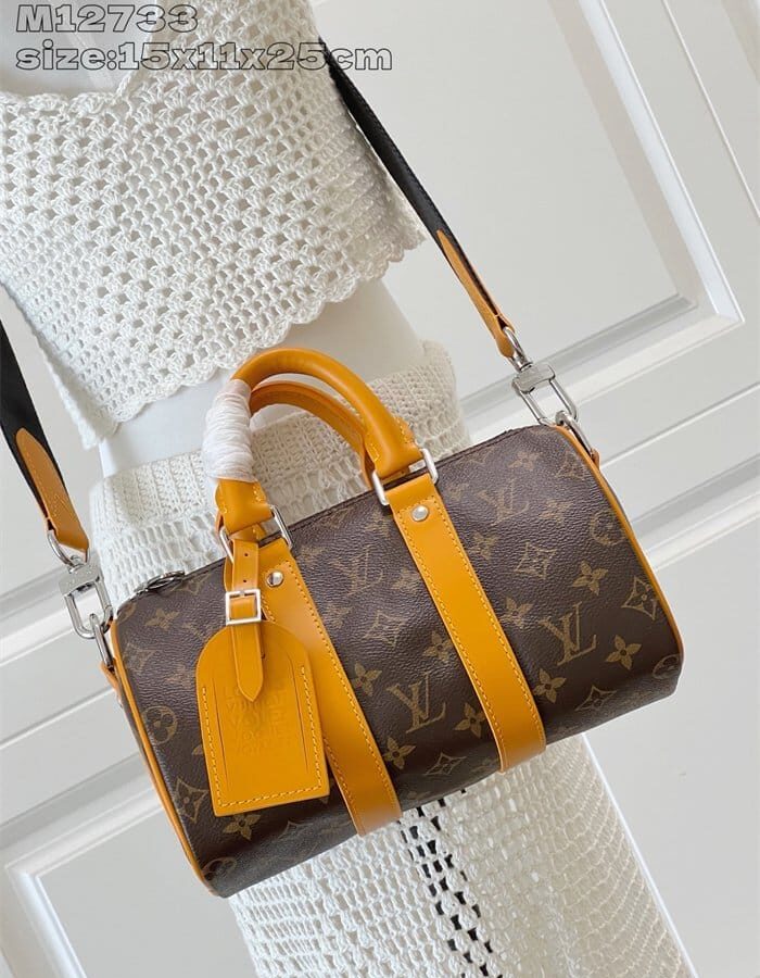 LOUIS VUITTON 루이비통 키폴 반둘리에 25 M12733