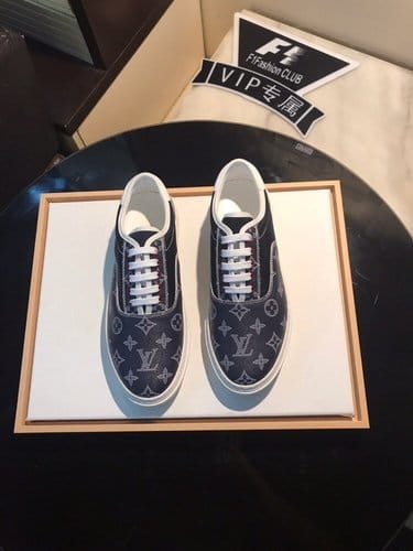 LOUIS VUITTON 루이비통 모노그램 스니커즈