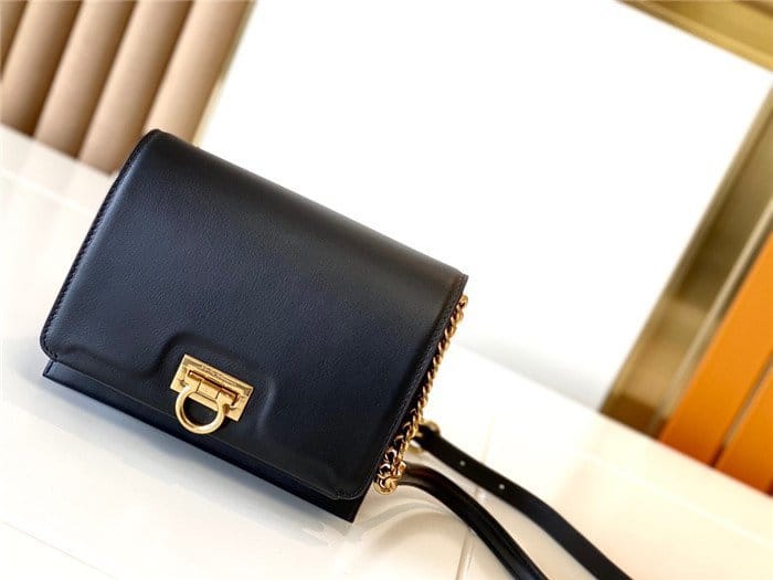 FERRAGAMO 페레가모 미니 트리폴리오백 F621015-2 4COLOR