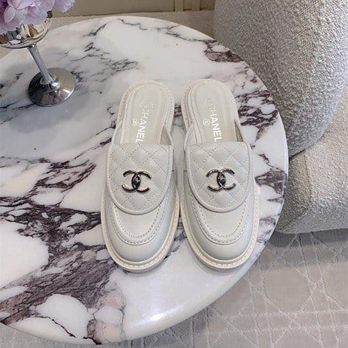 CHANEL 샤넬 여성용 슬리퍼 C62633-1 2COLOR