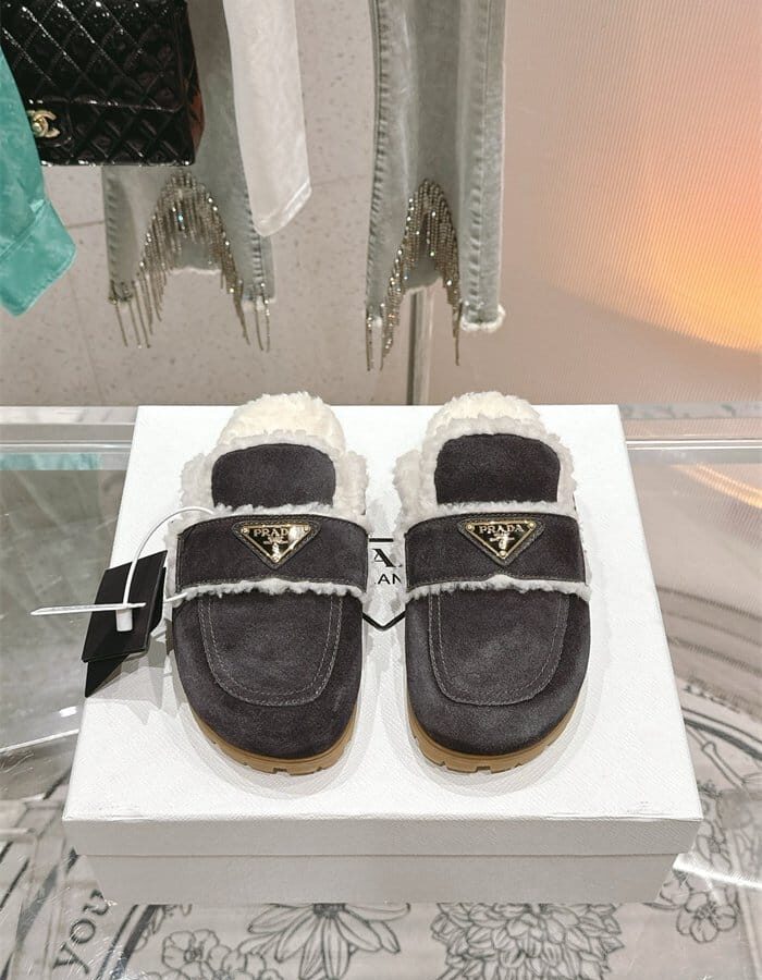PRADA 프라다 여성용 슬리퍼 P66883-2 2024/신상