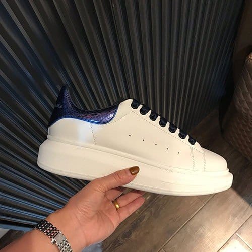 ALEXANDER MCQUEEN 알렉산더맥퀸 남여공용 스니커즈