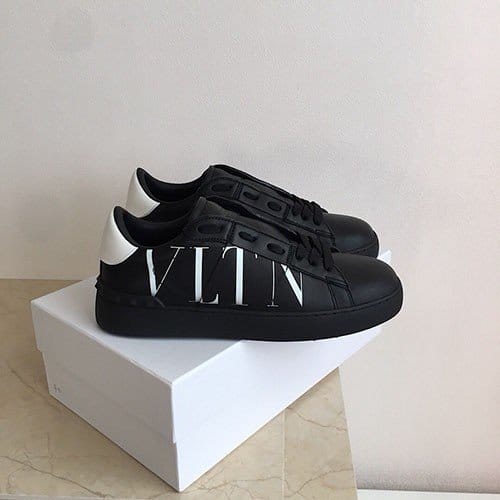 VALENTINO 발렌티노 남여공용 스니커즈