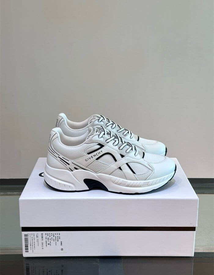 GIVENCHY 지방시 남성용 스니커즈 G86885 2024/신상