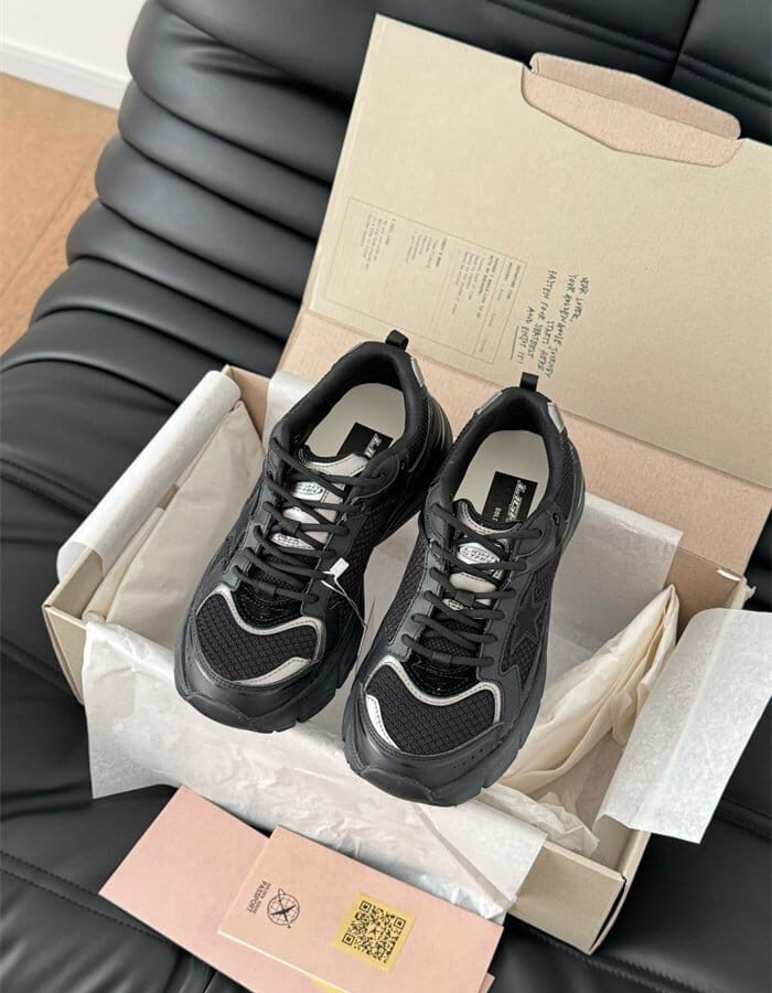 GOLDEN GOOSE 골든구스 여성용 스니커즈 G70712-1 2024/신상 2COLOR