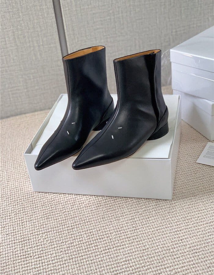 MAISON MARGIELA 메종마르지엘라 여성용 부츠 MM580221-1 신상