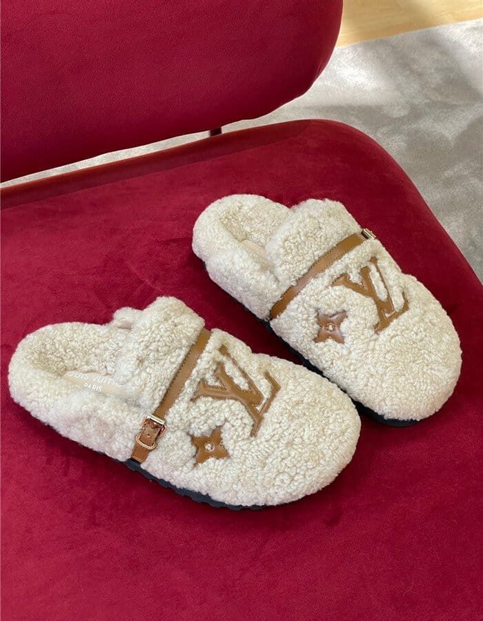 LOUIS VUITTON 루이비통 여성용 슬리퍼 L32841 3COLOR