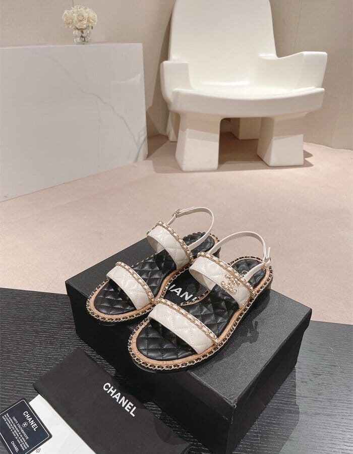 CHANEL 샤넬 여성용 샌들 C95688 2COLOR