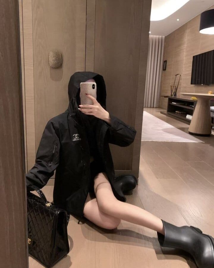 CHANEL 샤넬 후드 바람막이