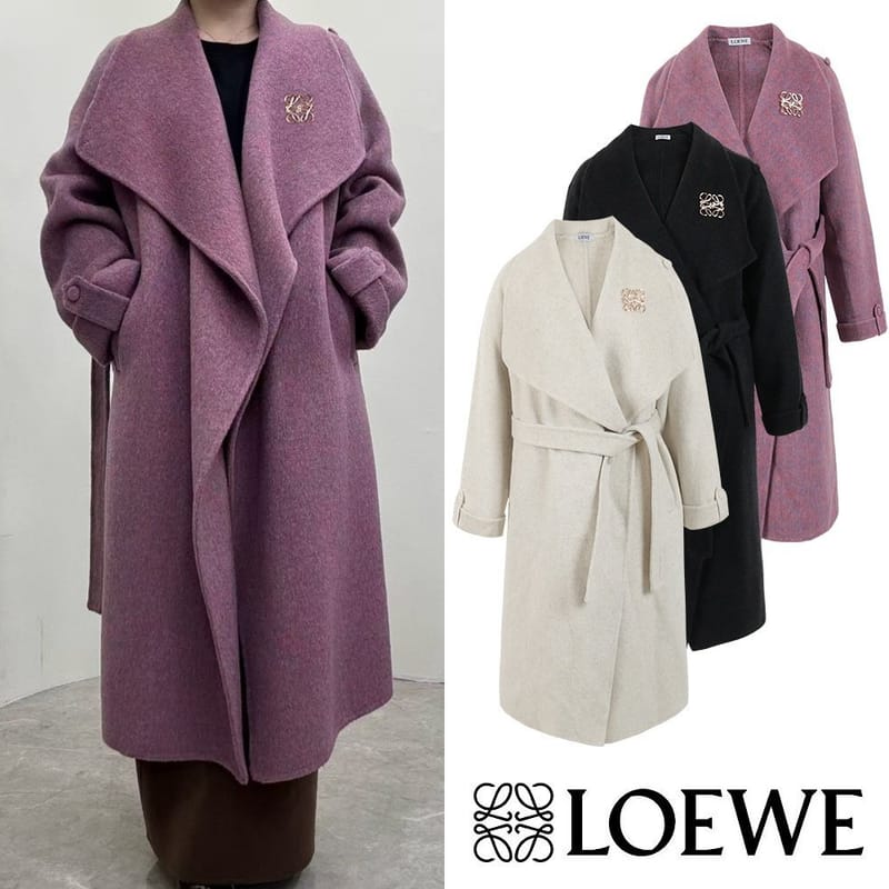 LOEWE 로에베 아나그램 브러치 메리노 울 코트