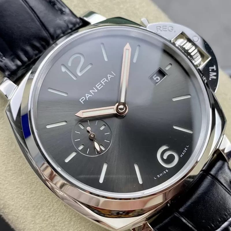 PANERAI 파네라이 루미노르 블랙 다이얼 42mm PAM01250