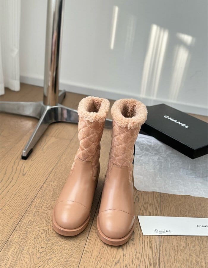 CHANEL 샤넬 여성용 스노우 부츠 C76527-2 2024/신상