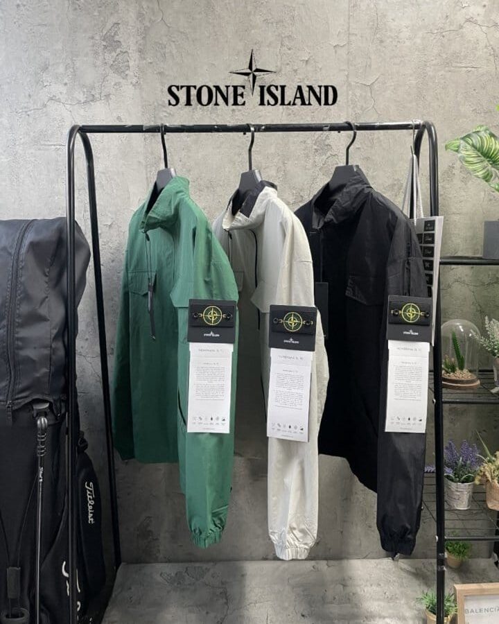 STONE ISLAND 스톤아일랜드 쉘 포켓 아노락