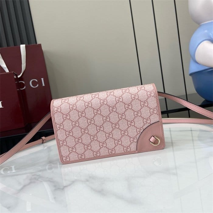 GUCCI 구찌 GG 엠블럼 수퍼 미니 숄더백 820688