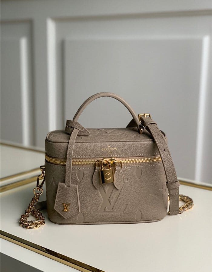 LOUIS VUITTON 루이비통 베니티 PM M45608