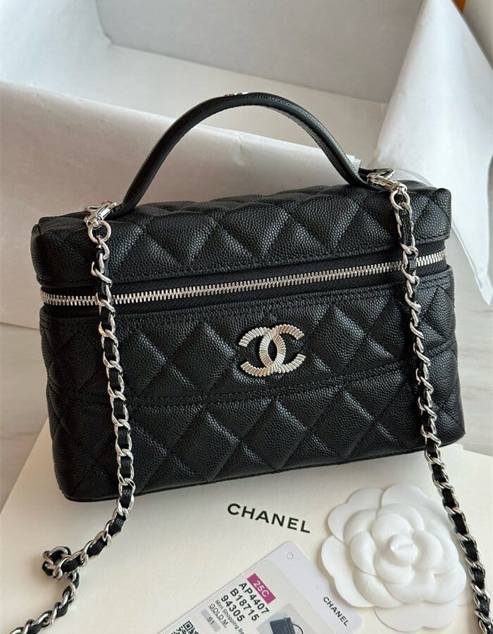 CHANEL 샤넬 코스메틱 파우치백 AP4407