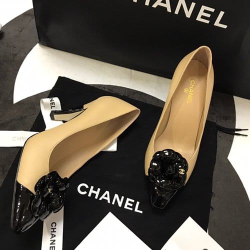 CHANEL 샤넬 구두 봄 신상 굽높이8CM (250사이즈 주문제작)
