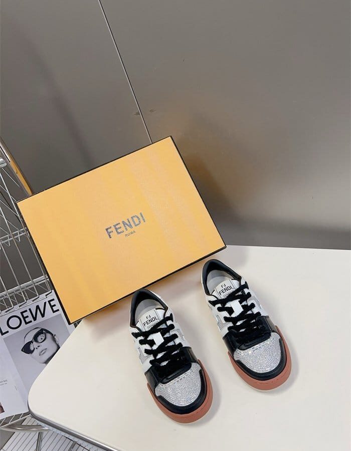 FENDI 펜디 남여공용 스니커즈 F13843-2 2024/신상 2COLOR