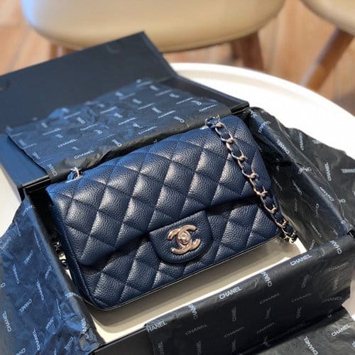 CHANEL 샤넬 클래식 플랩 미니백 A01116 (프랑스 수입가죽)