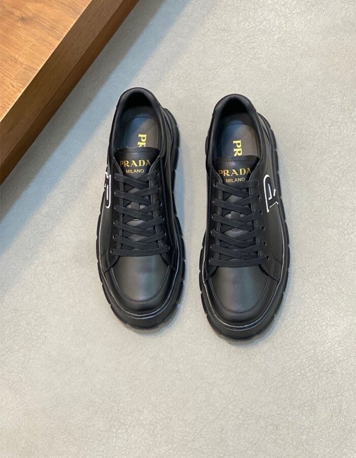 PRADA 프라다 남성용 스니커즈 P98779-2 2024/신상 2COLOR