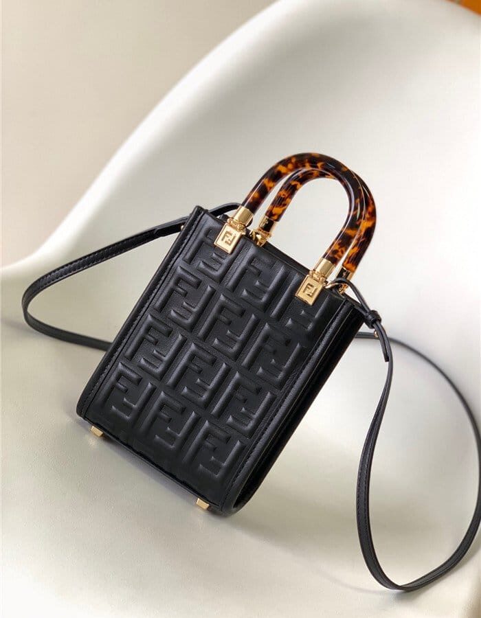 FENDI 펜디 선샤인 미니 크로스백 F8051