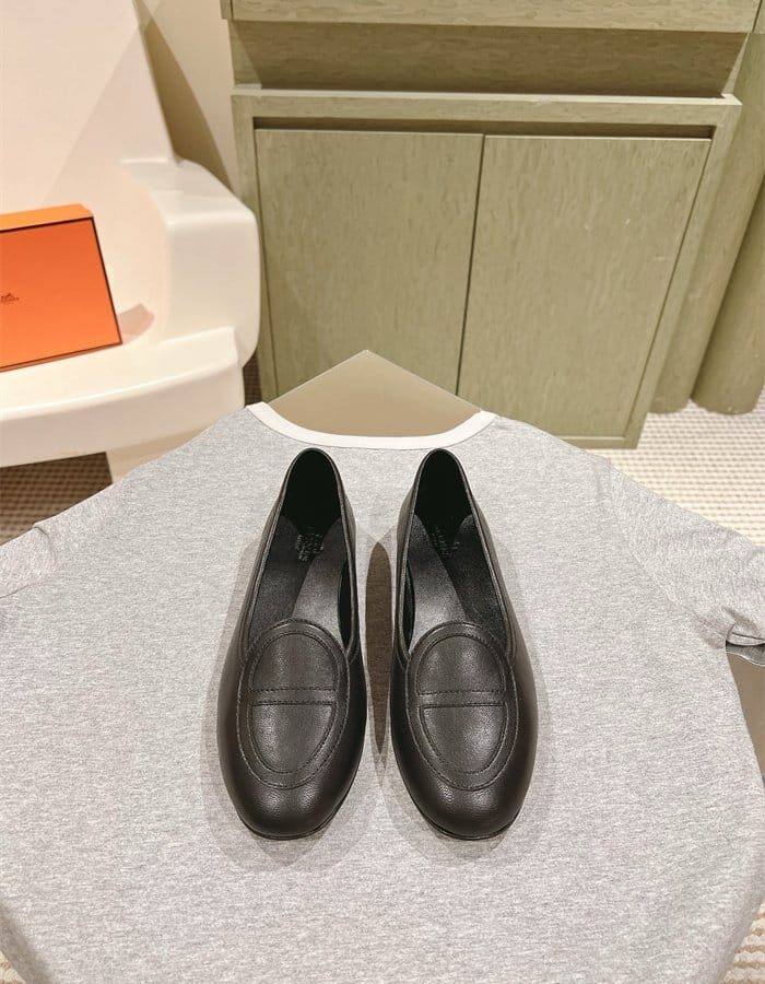 HERMES 에르메스 여성용 단화 H31241-2 2024/신상 2COLOR