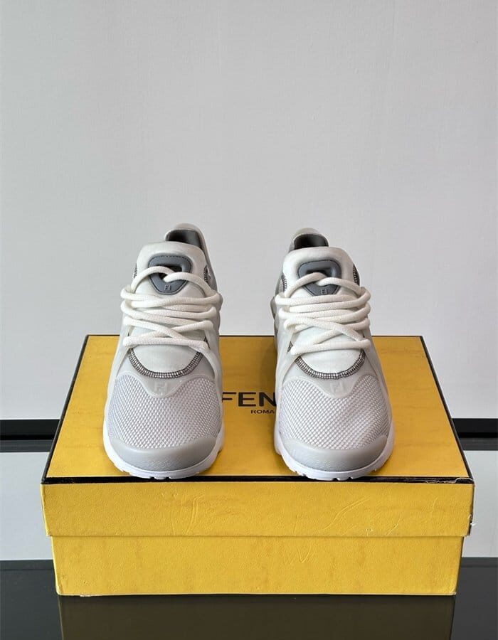 FENDI 펜디 남성용 스니커즈 F68527-1 2024/신상