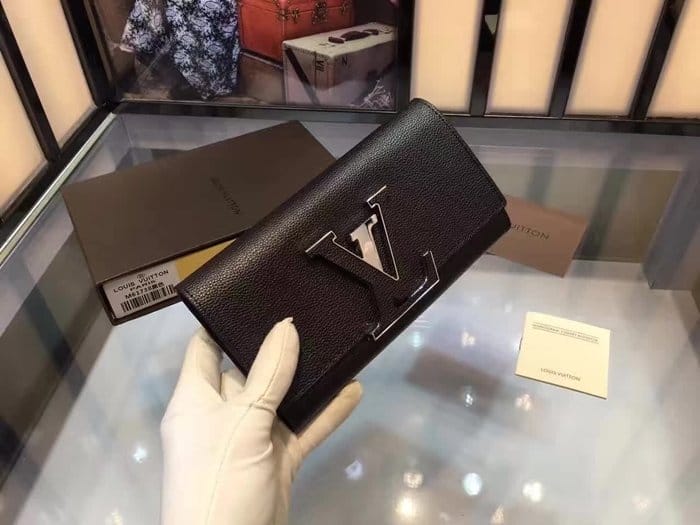 LOUIS VUITTON 루이비통 카푸신 월릿 M61250 lv 지갑 5039