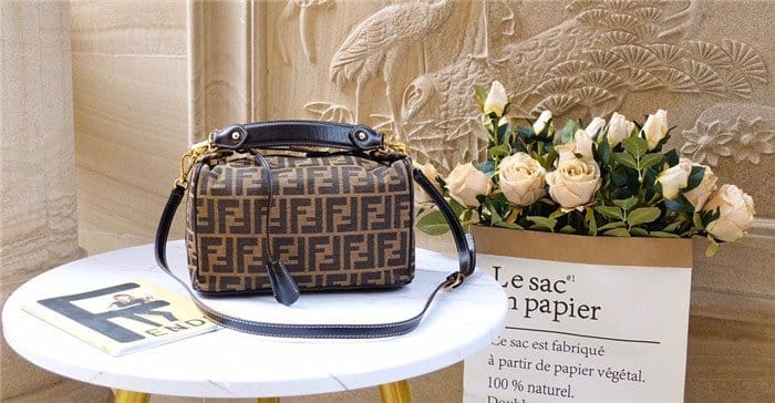 FENDI 펜디 빈티지 토트&크로스백 F3832