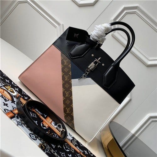 LOUIS VUITTON 루이비통 시티 스티머 M53802신상