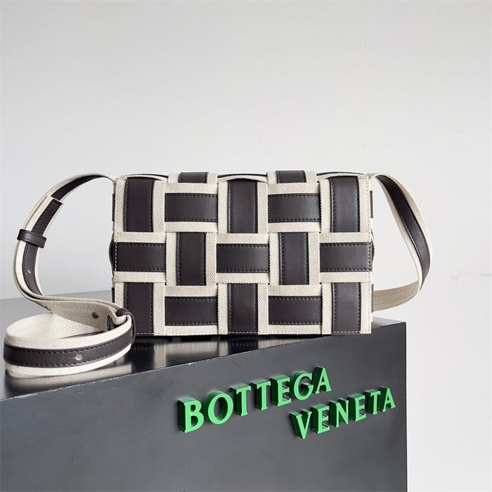 BOTTEGA VENETA 보테가베네타 카세트백 75521