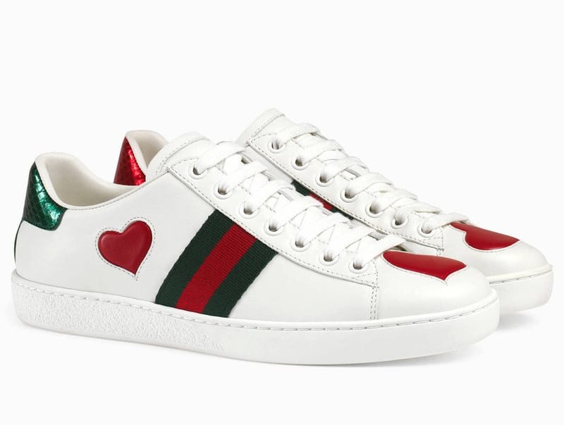 GUCCI 구찌 멀티하트패치 에이스 스니커즈