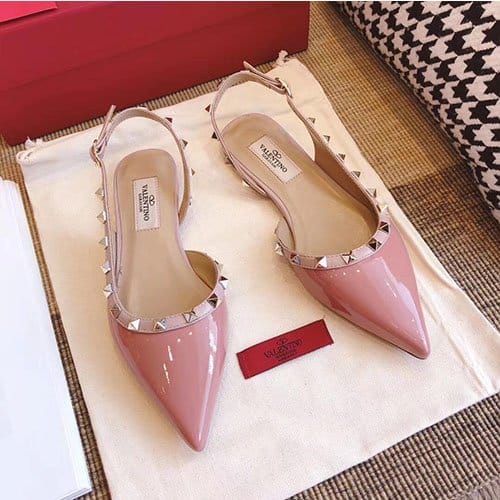 VALENTINO 발렌티노 락스터드 슬링백 1cm M1349-10