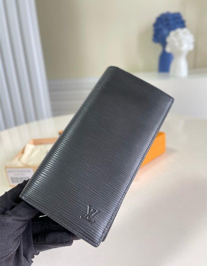 LOUIS VUITTON 루이비통 브라짜 장지갑 M66540 2024/신상