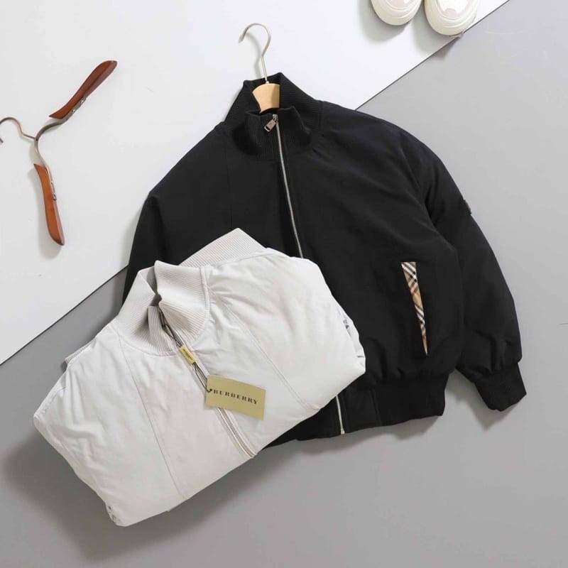 BURBERRY 버버리 포켓 시그니처 체크 패턴 포인트 패딩 자켓