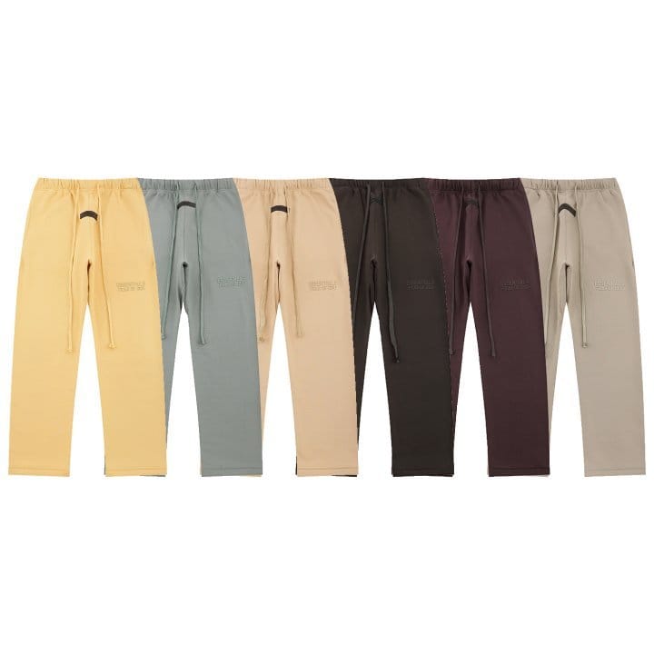 FEAR OF GOD 피어오브갓 에센셜 905 톤온톤 로고 플리스 스웨트 팬츠